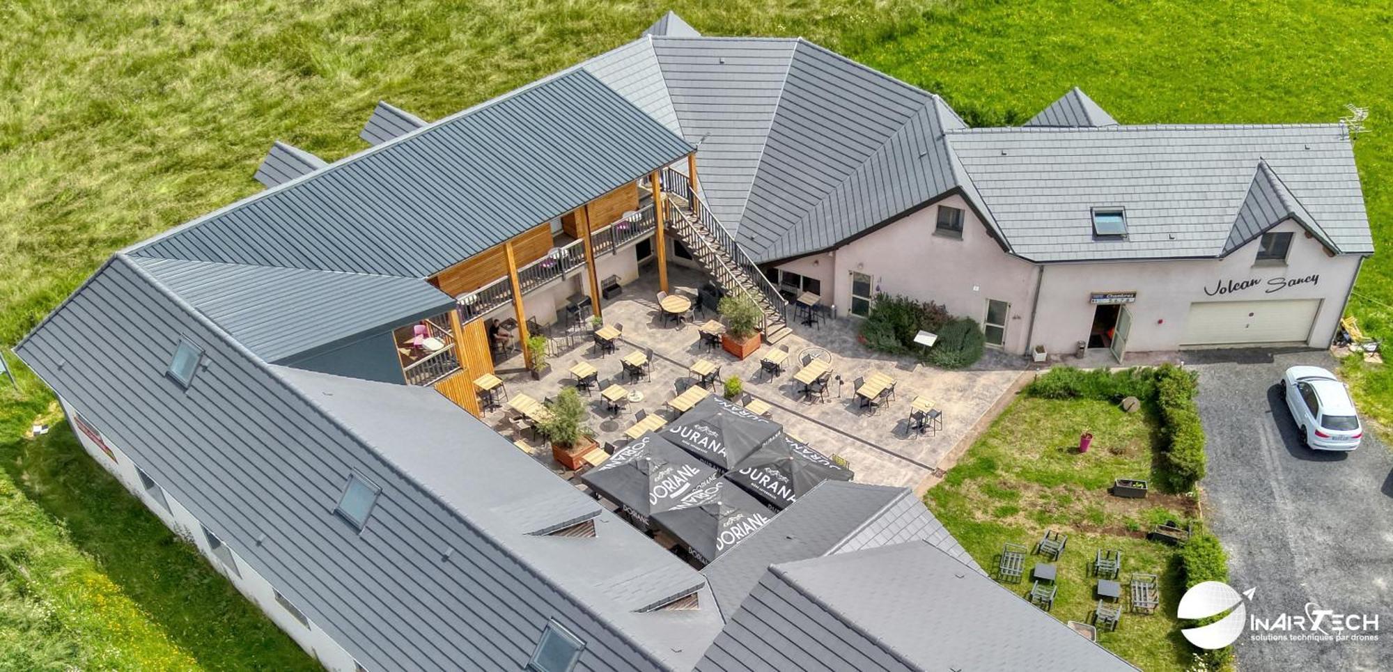 Nébouzat Logis Hotel Volcan Sancy מראה חיצוני תמונה